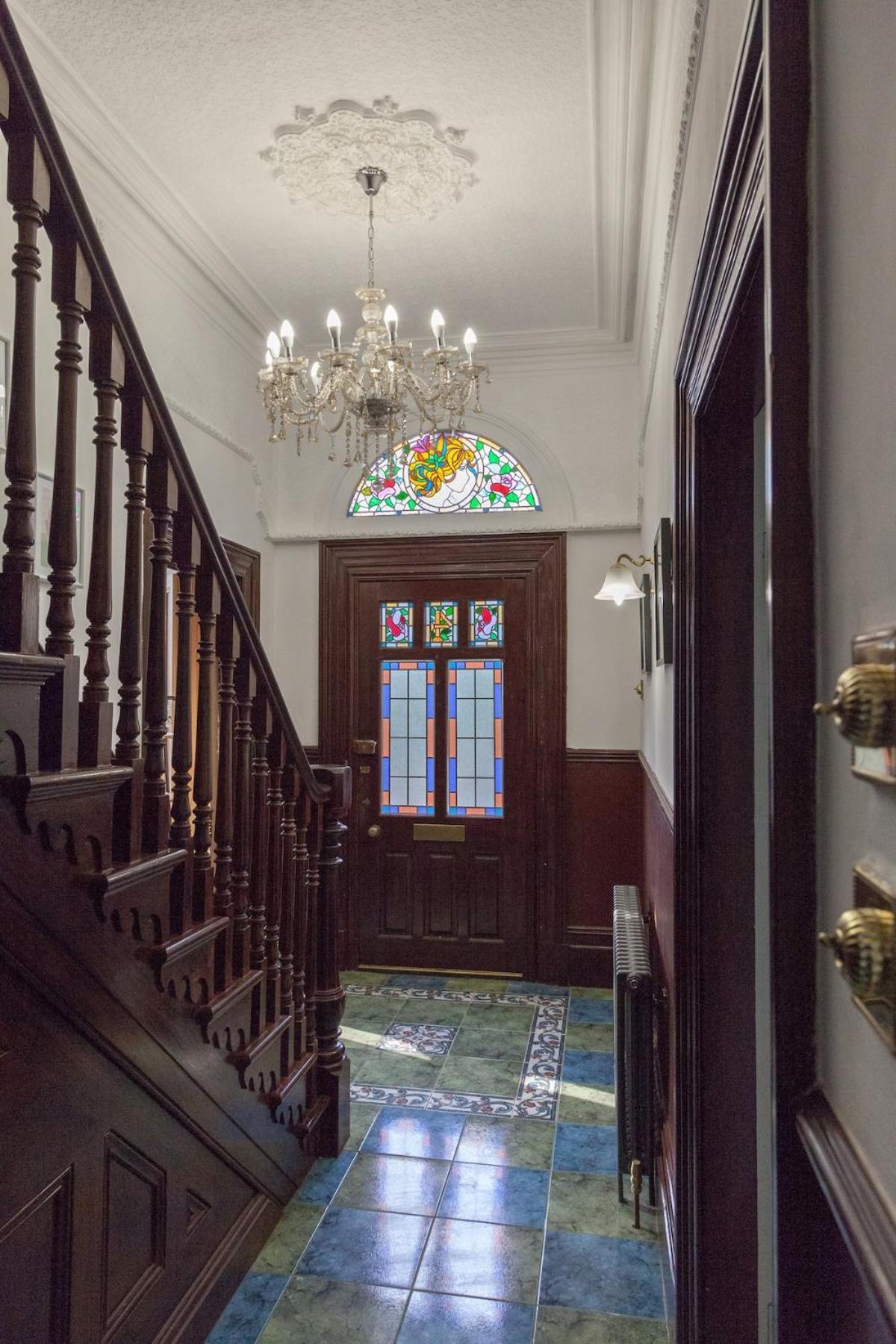 Victorian Elegance At Kingscliffe, Sleeps 17 Villa แมนเชสเตอร์ ภายนอก รูปภาพ