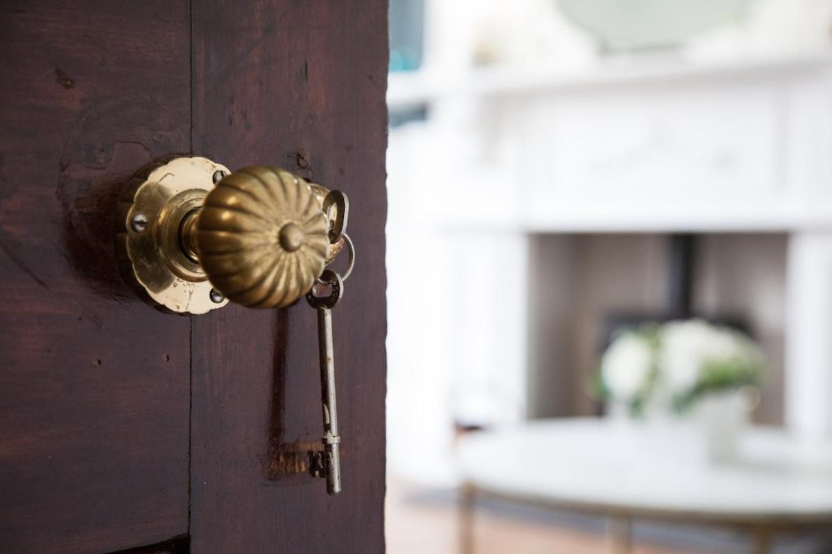 Victorian Elegance At Kingscliffe, Sleeps 17 Villa แมนเชสเตอร์ ภายนอก รูปภาพ