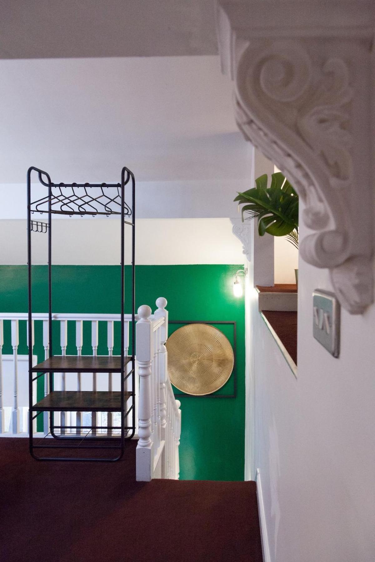 Victorian Elegance At Kingscliffe, Sleeps 17 Villa แมนเชสเตอร์ ภายนอก รูปภาพ